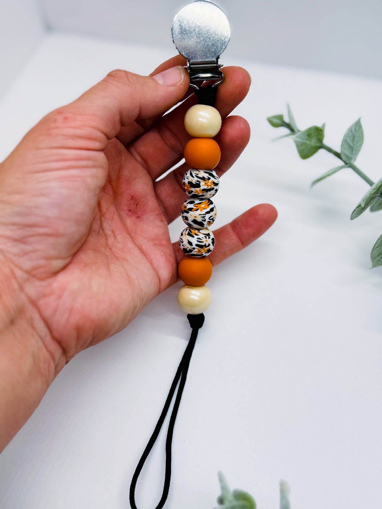 Harvest Hide Pacifier Clip