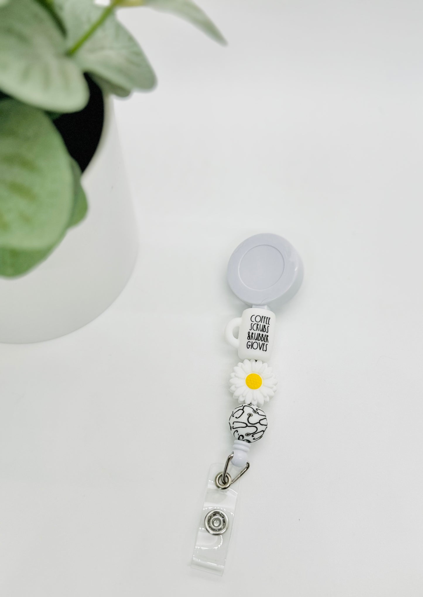 White Daisy Nurse Badge Reel